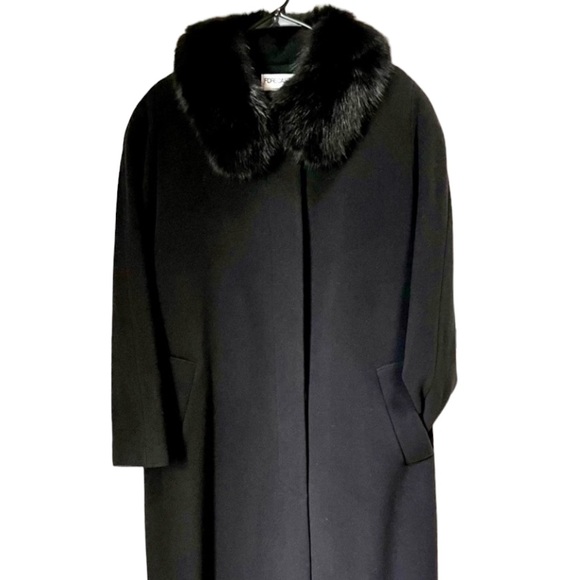 🎉HP🎉~Genuine Fox Fur Collar Soft,Luxurious ,Long Coat by Forecaster of Boston… - Picture 2 of 16